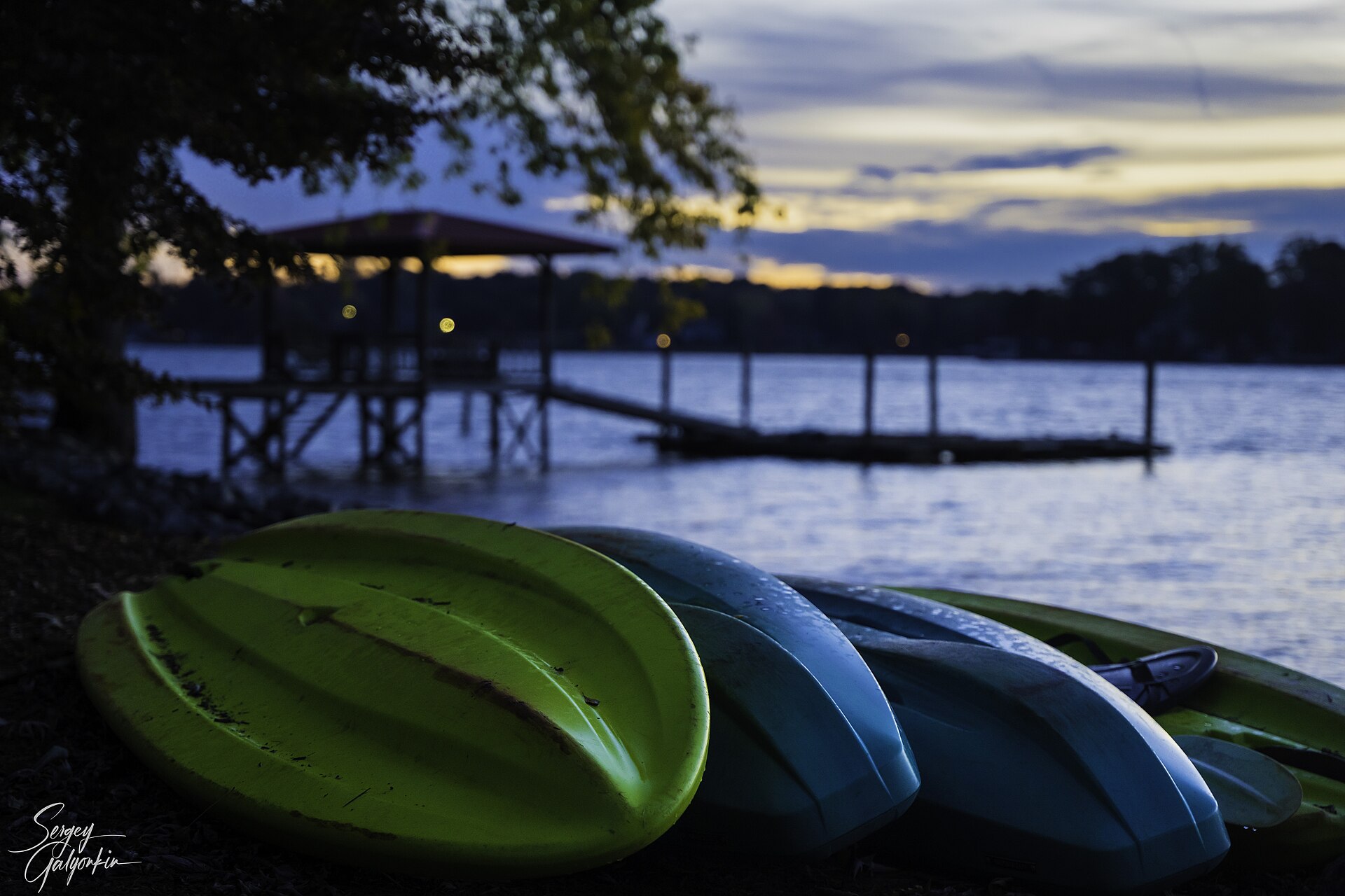Kayaks on the shore of Lake Norman