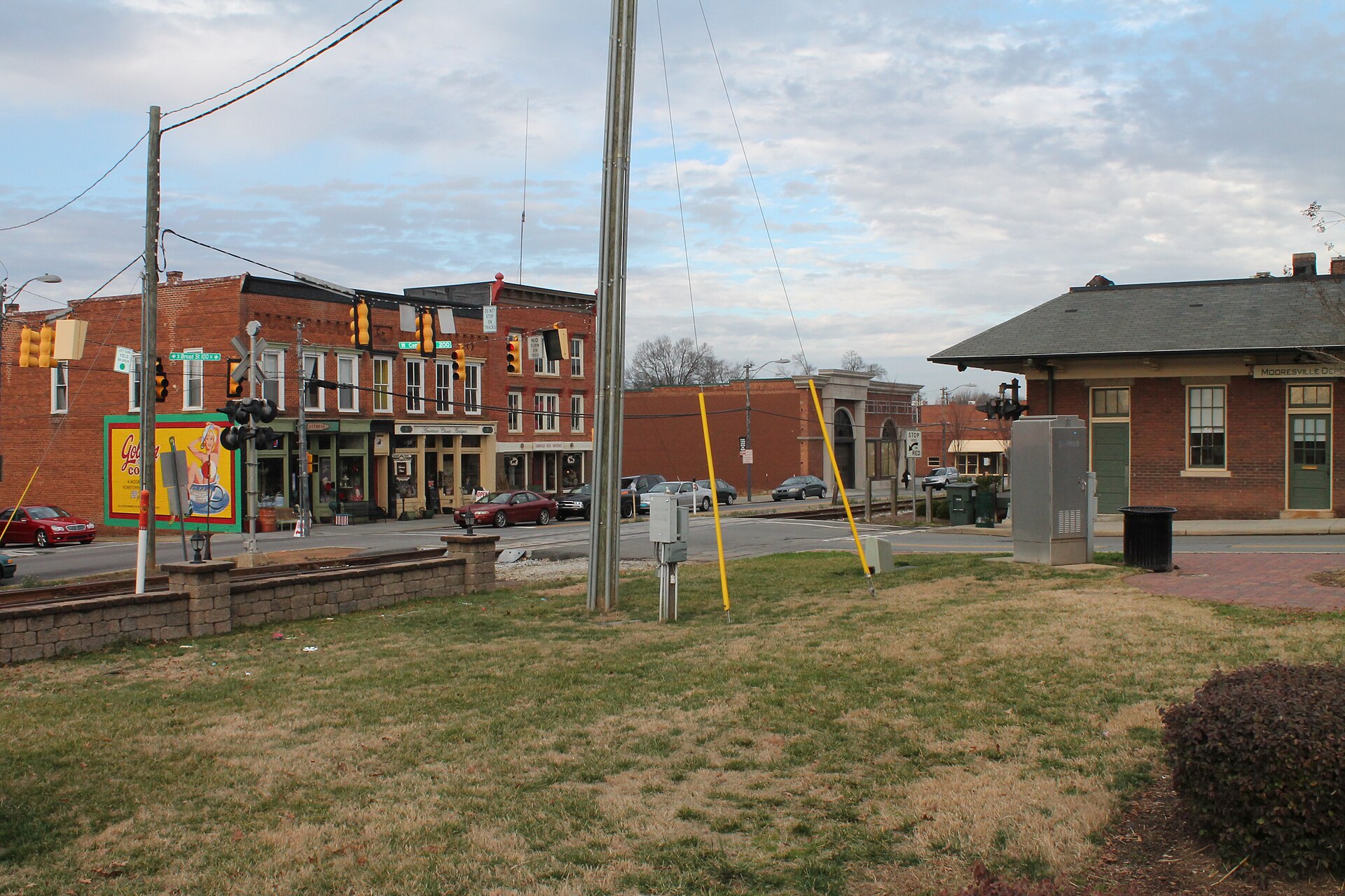 Broad Street in downtown Mooresville